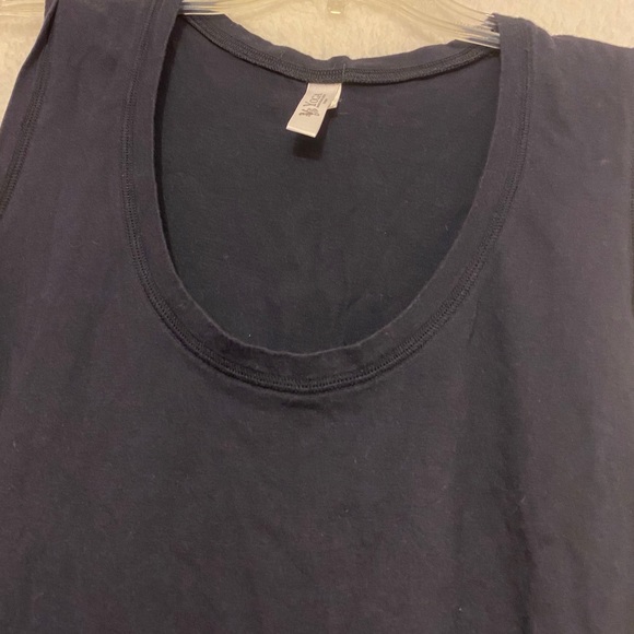 VICTORIA SECRET YOGA TOP - Picture 6 of 8